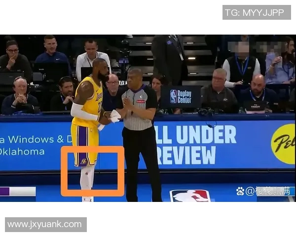 2021年湖人队与雷霆队激战回顾：精彩瞬间与关键时刻分析